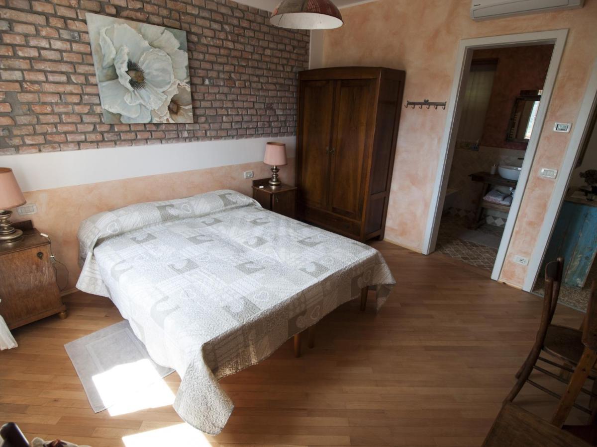 Bed and Breakfast Il Glicine San Dorligo della Valle Exterior foto