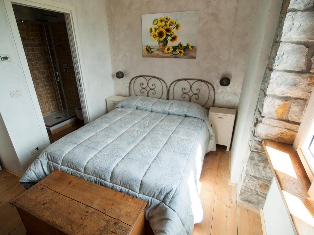 Bed and Breakfast Il Glicine San Dorligo della Valle Exterior foto